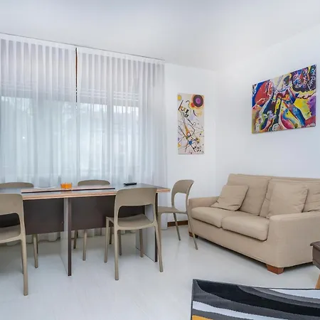 Guesthost - Udine's Heart Appartamento Udine