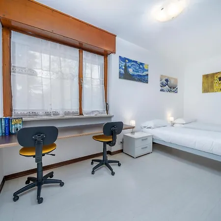 Guesthost - Udine's Heart